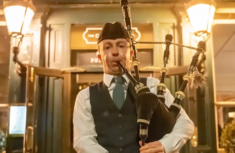 Bagpiper entertainment at The Crabtree, London