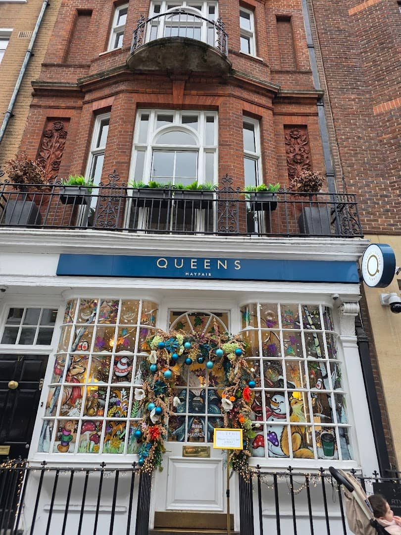 Front facade at Queens of Mayfair, London