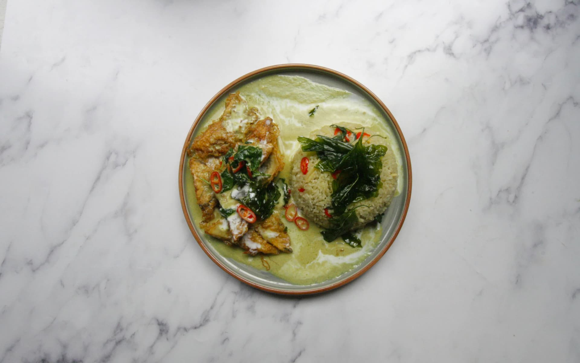Green curry rice bowl at Kin + Deum, London