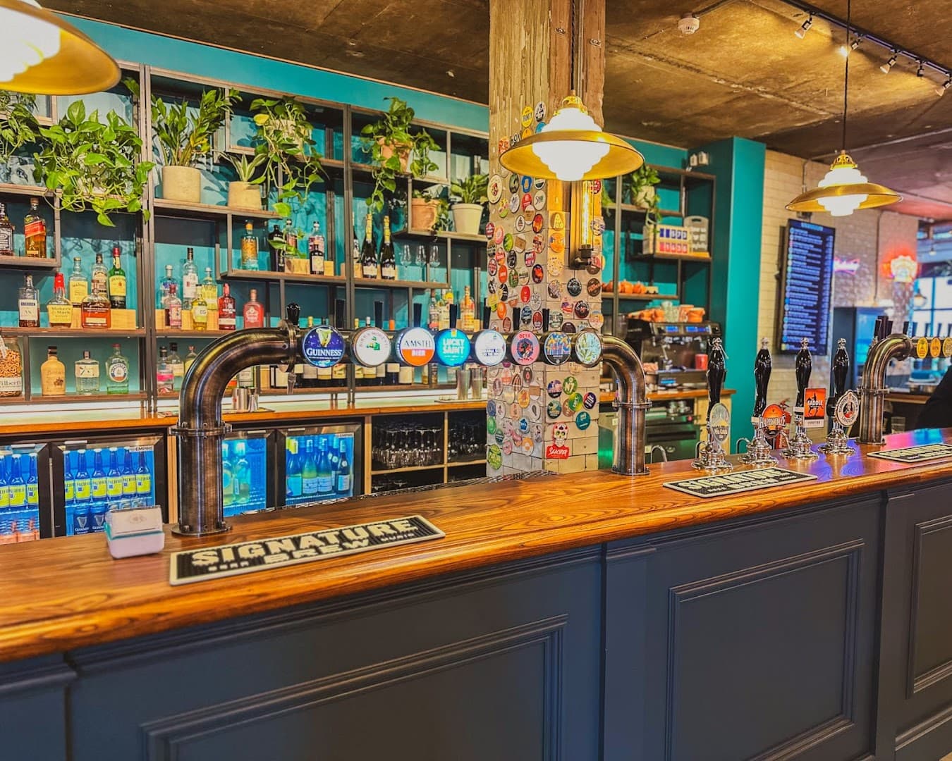 Bar area at King Of Prussia, London