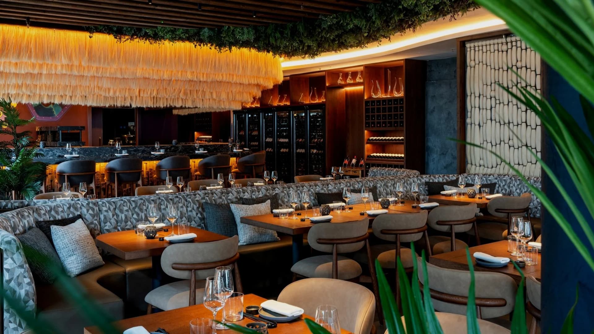 Main dining room at Los Mochis London City, London