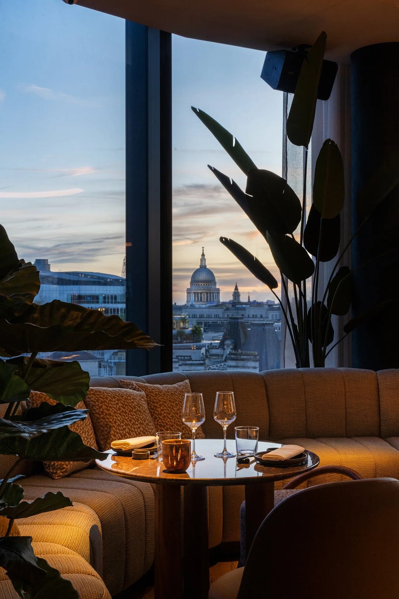 Sunset lounge view at Los Mochis London City, London
