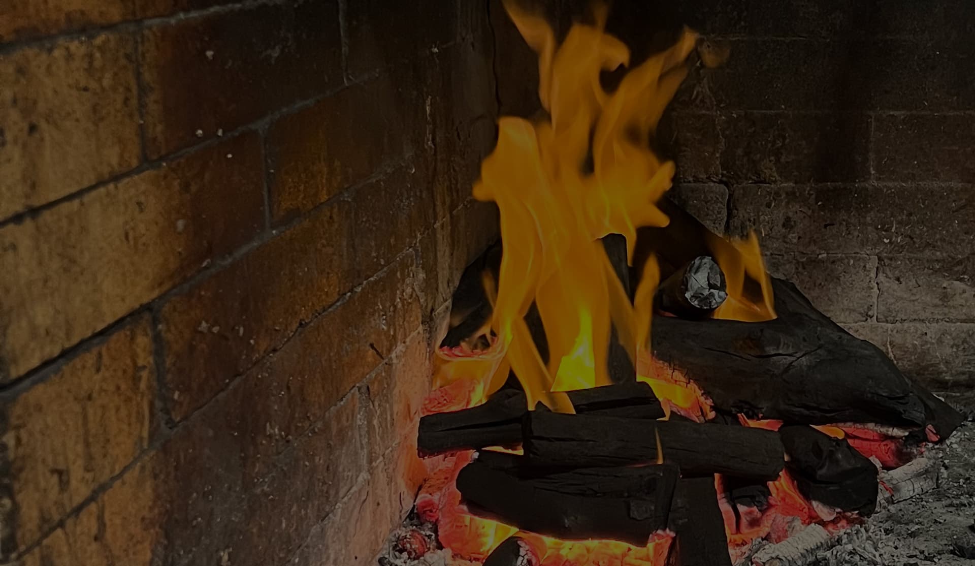 Fireplace flames at Malevo Tower Bridge, London