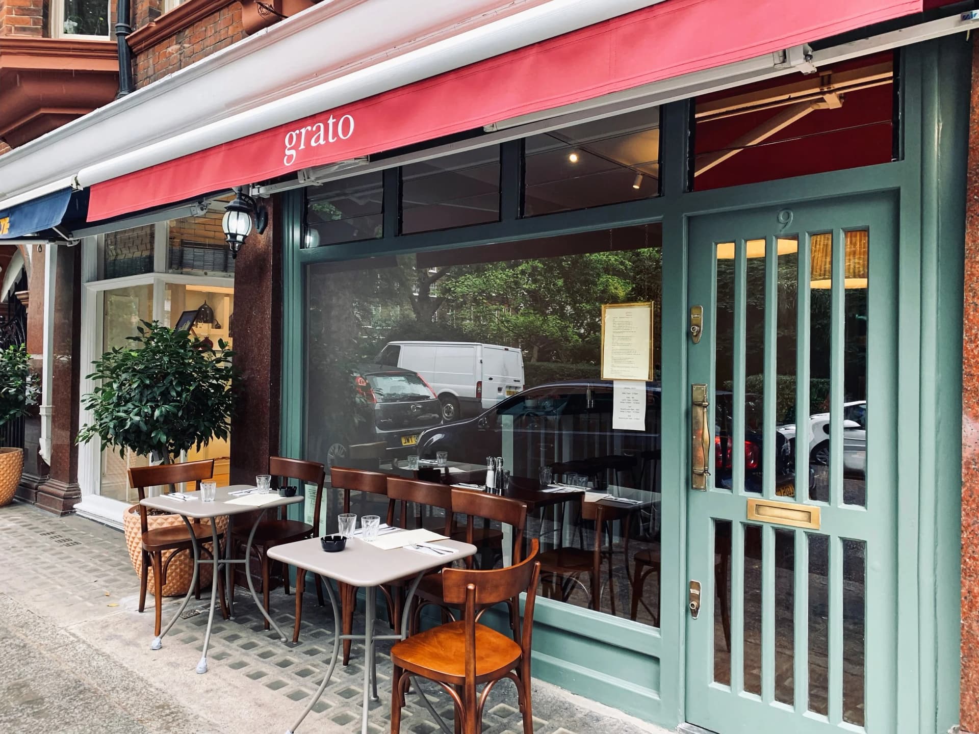 Outdoor terrace seating at Grato, London