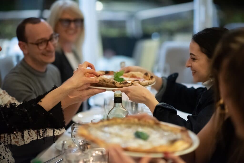 Pizza sharing experience at Mimmo La Bufala, London