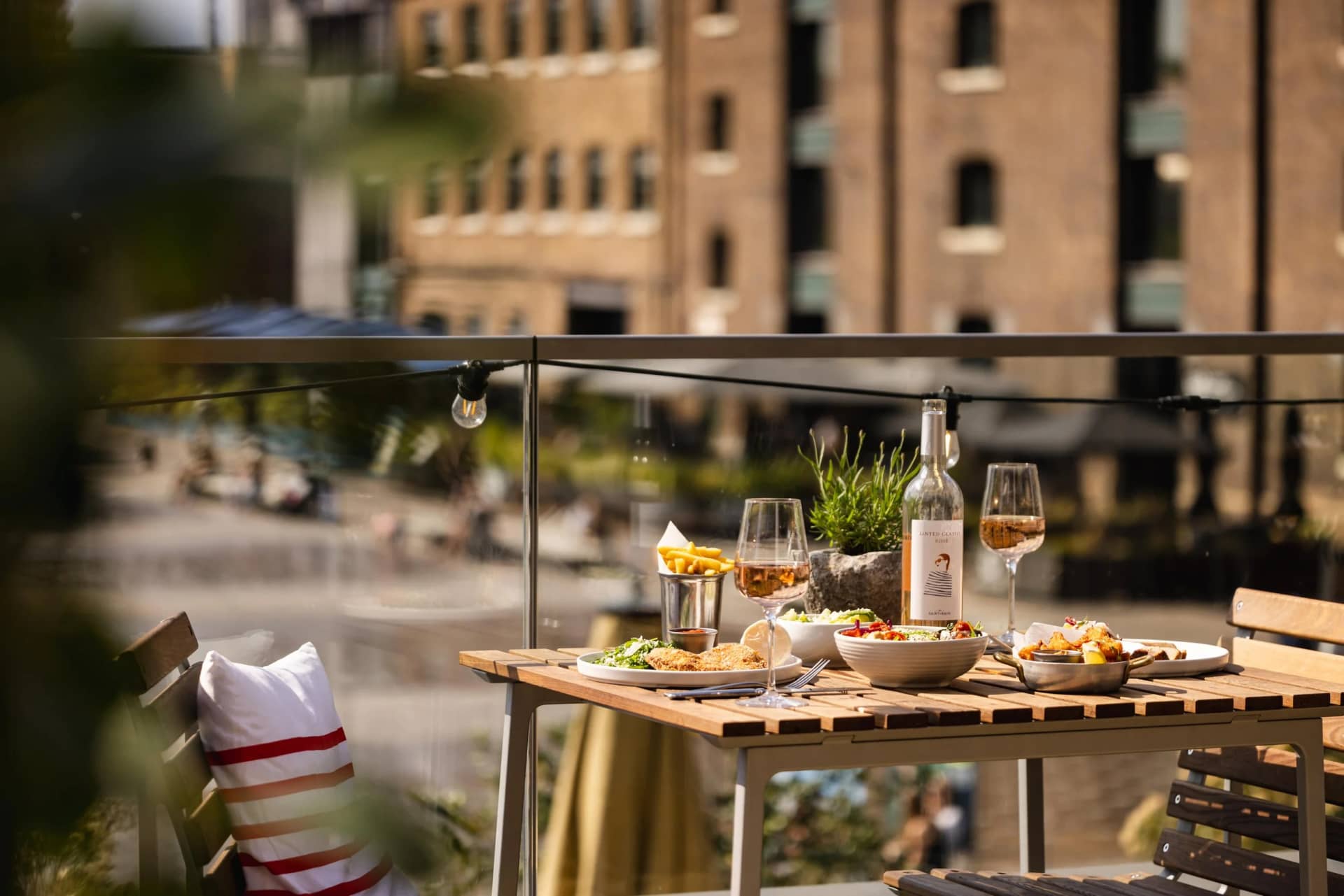 The Lighterman exterior