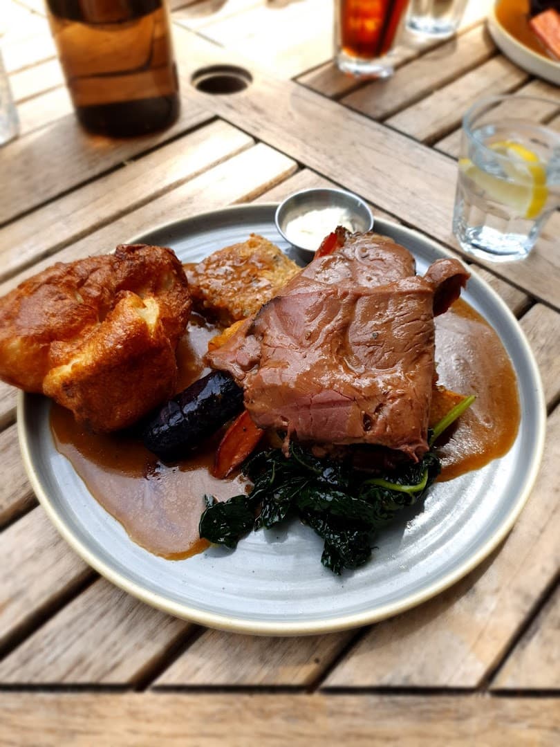 Sunday roast dinner at Bull Highgate, London