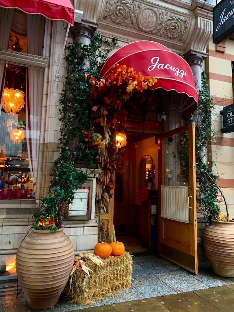 Autumn entrance at Jacuzzi, London