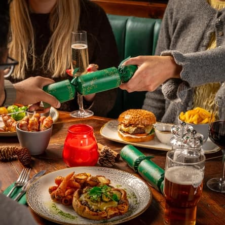 Festive dining table at Kings Arms, London