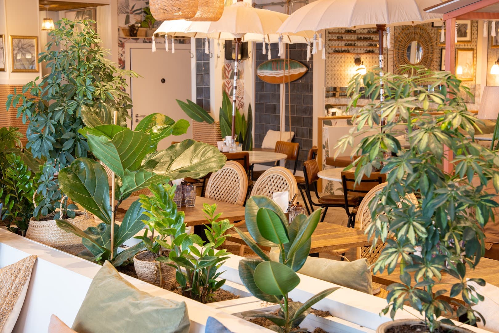 Botanical dining room at Ollie's House Restaurant, Chelsea, London