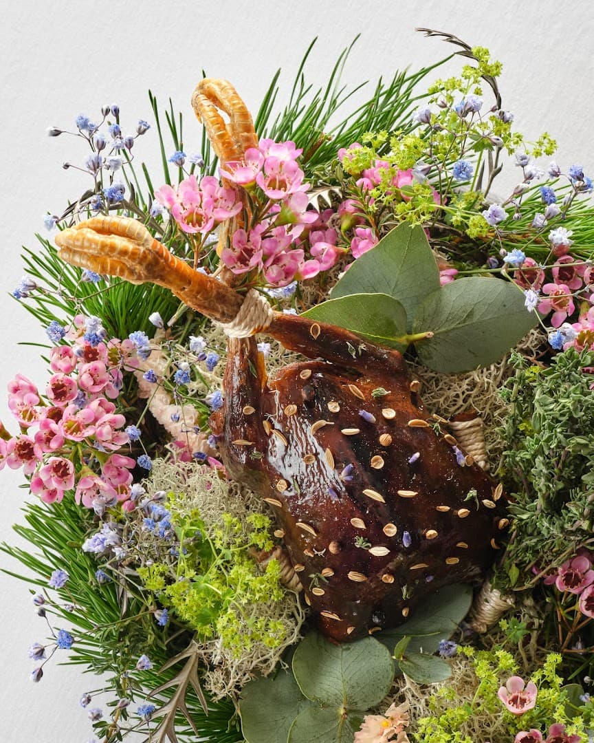 Floral table arrangement at Pied a Terre, London
