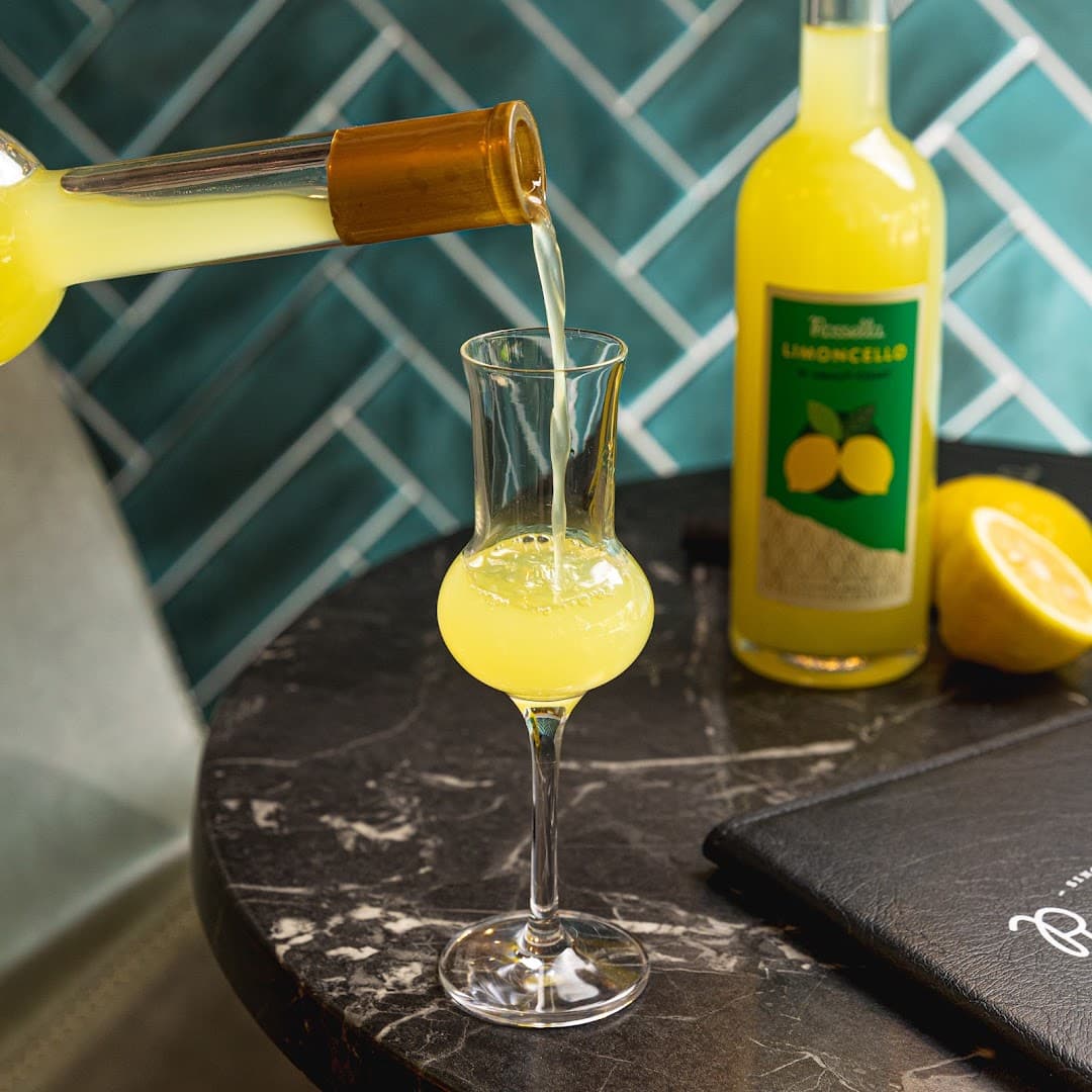 Limoncello cocktail pour at Rossella, London