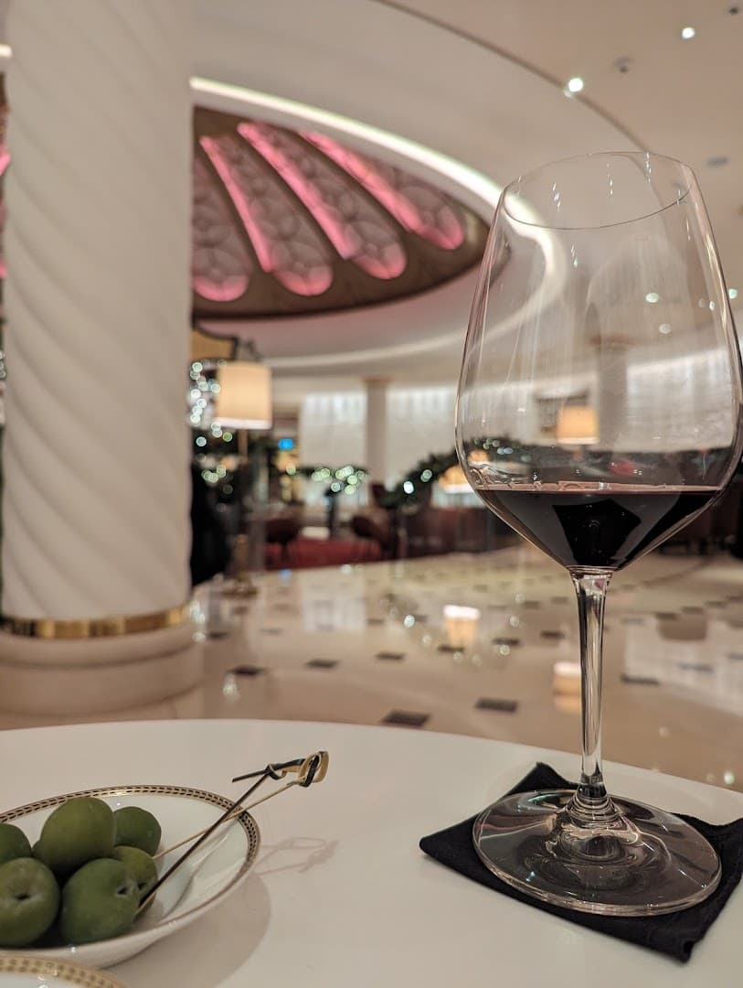 Wine service table setting at Rotunda Bar & Lounge, London