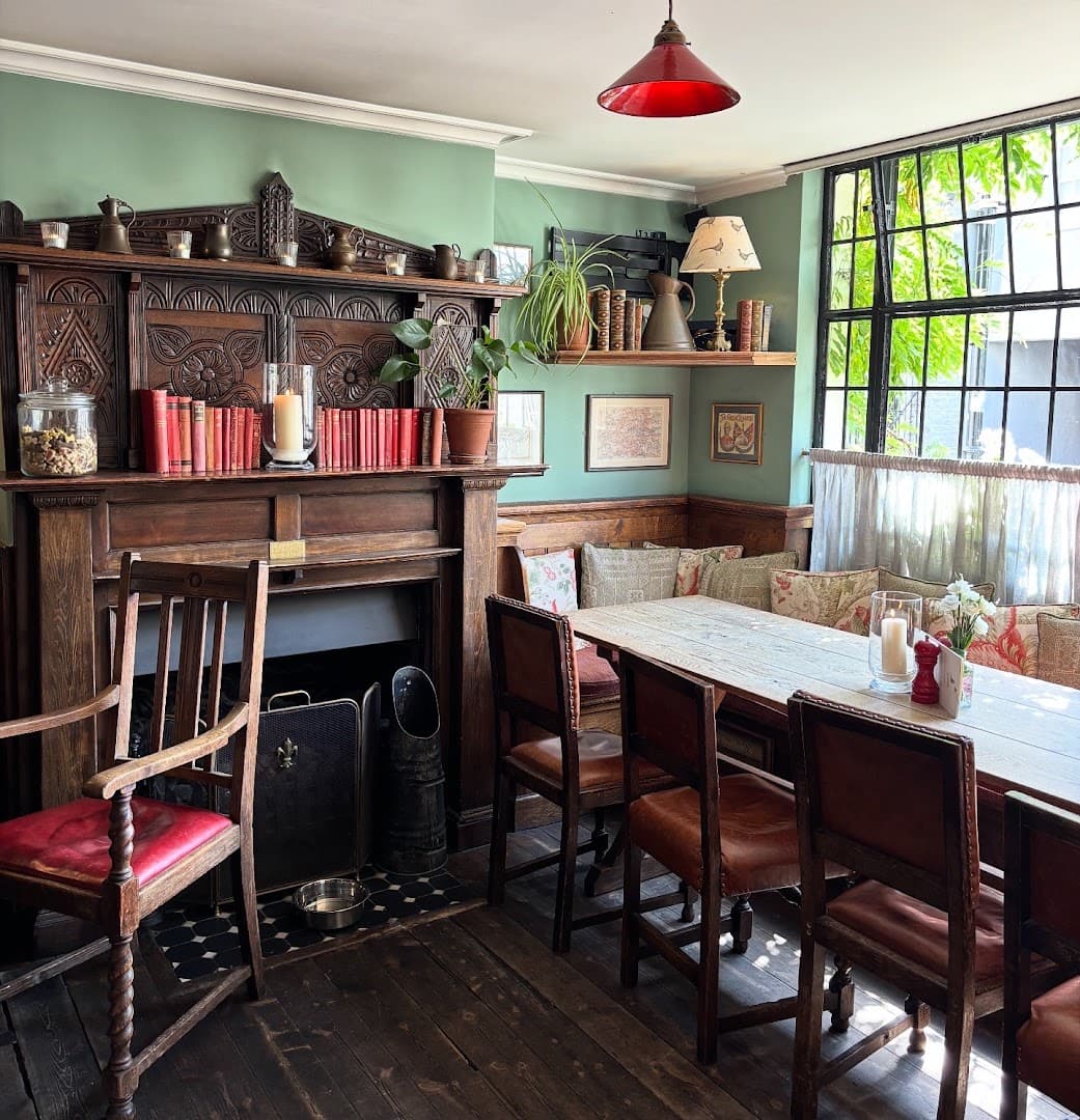 Cosy dining nook at The Fox and Pheasant, London