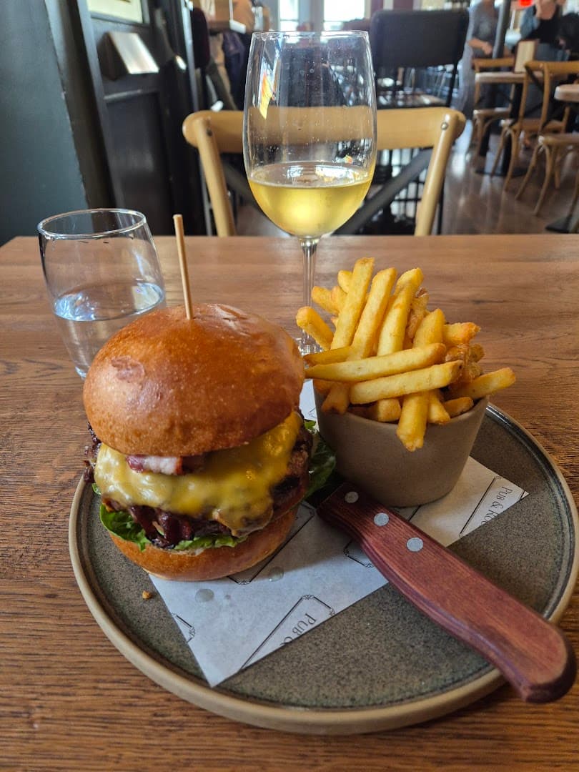 Gourmet cheeseburger and chips at The Hayden Pub & Rooms, London