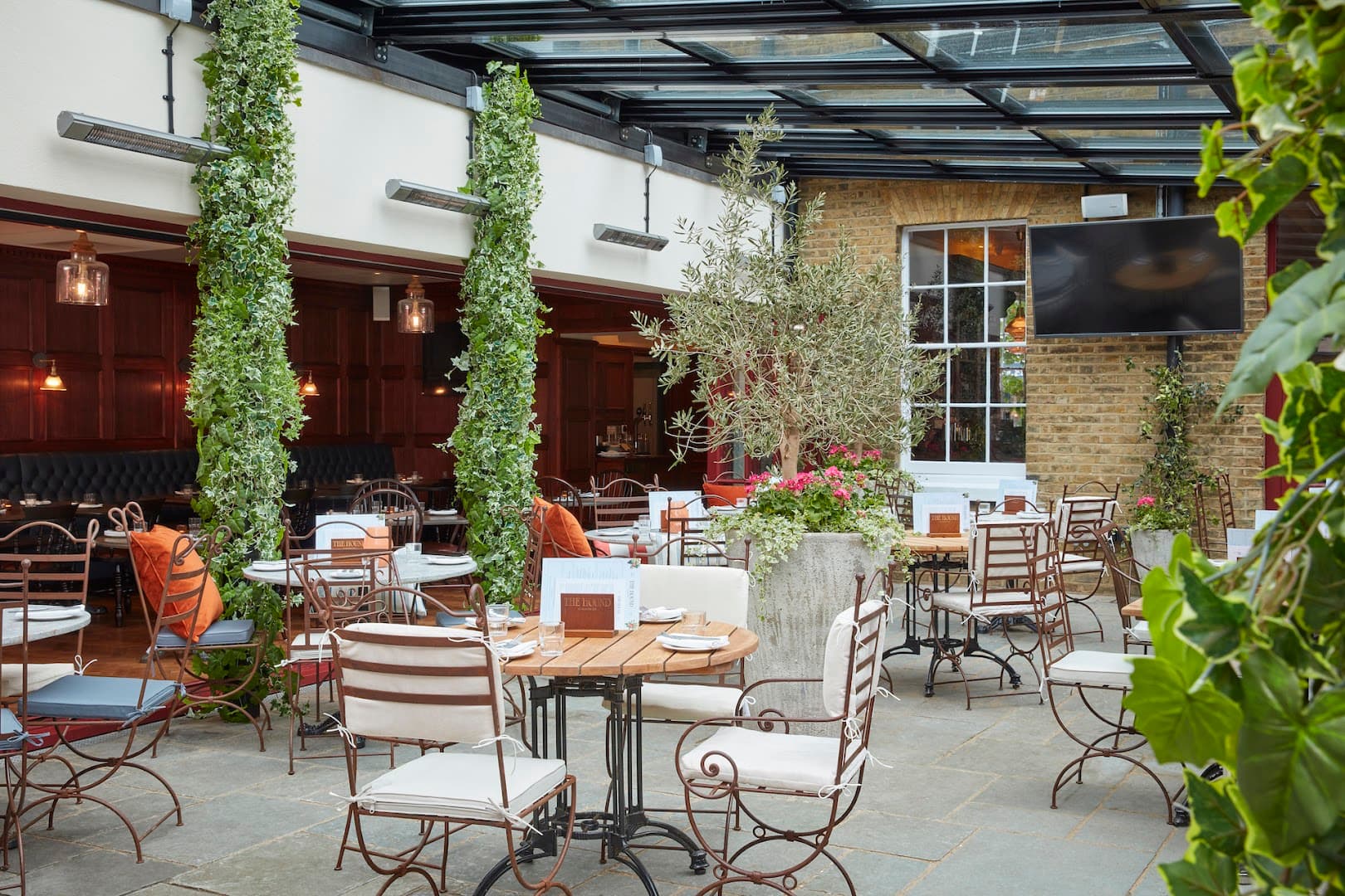 Covered outdoor terrace at The Hound, London